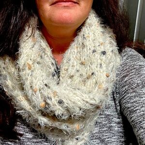 Amanda Blu Scarf Never Worn